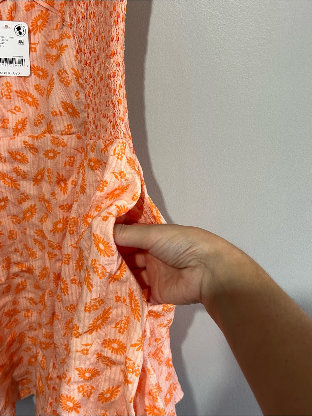 New Free People Smocked Mini Dress in Peach Floral small - Picture 6 of 7